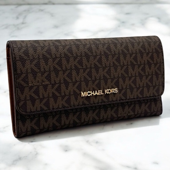 Michael Kors Large Jet Set Travel Signature Wallet Brown - Picture 3 of 8